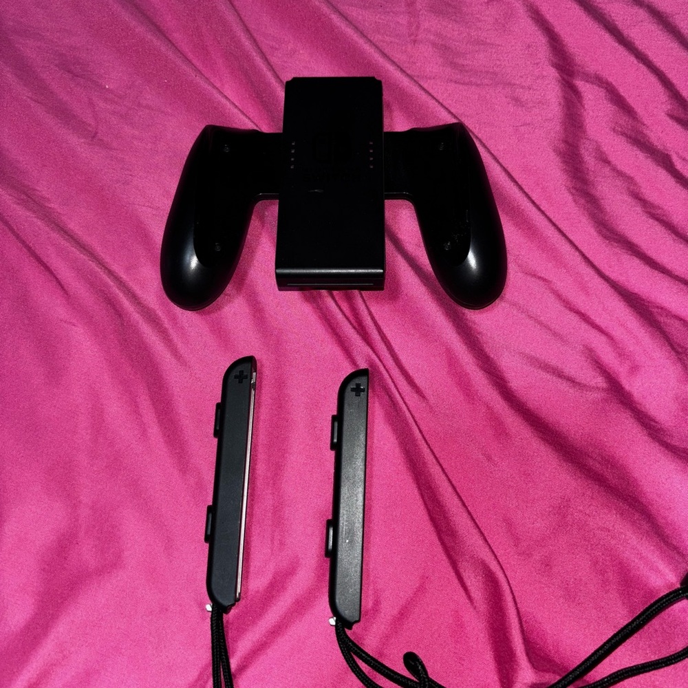 Nintendo Switch - Picture 11 of 11